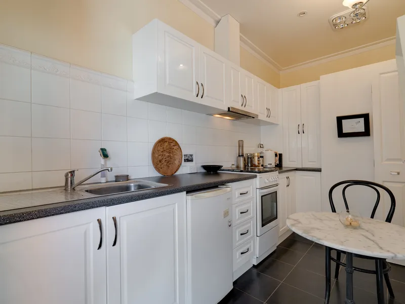 2 bedroom Luxury Apartment in one of Bendigo's most historic buildings