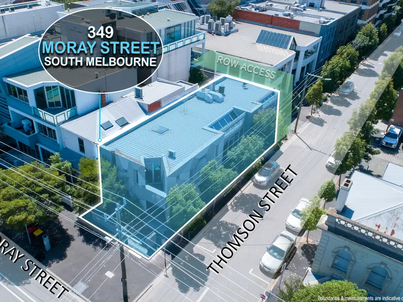 RARE SOUTH MELBOURNE CORNER FREEHOLD