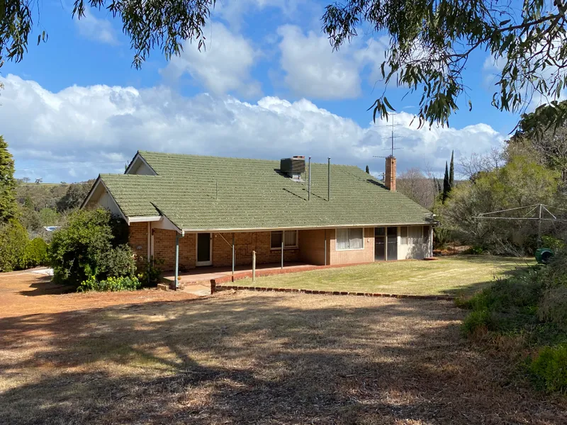 Big Home, Big Block. Great location -leave the car at home
