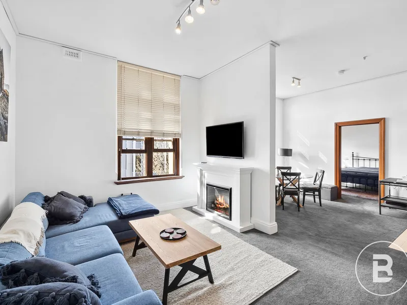 HISTORIC MONASTERY APARTMENT IN PRIME WENDOUREE LOCATION
