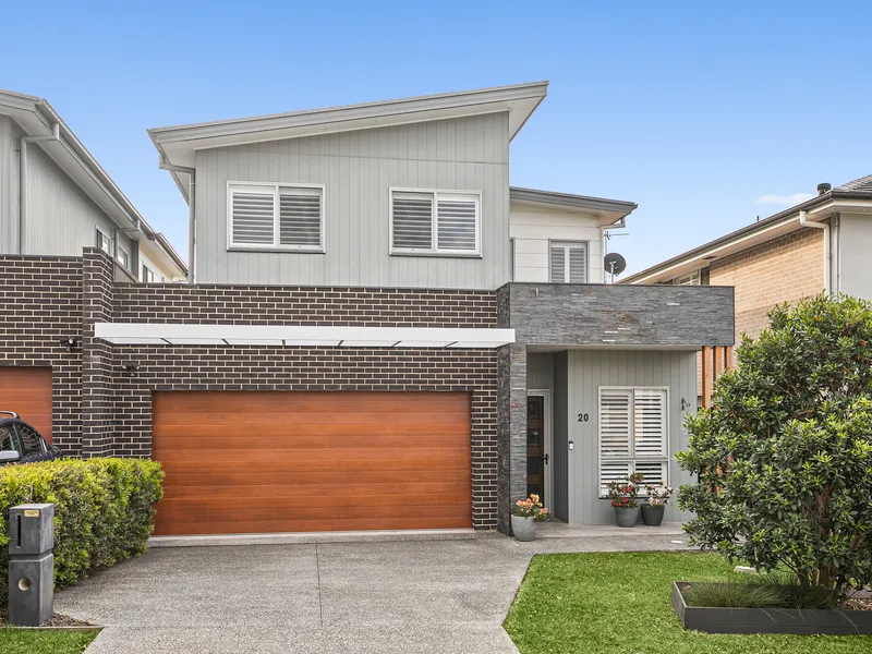 4 Bedrooms, Study & 2 Living