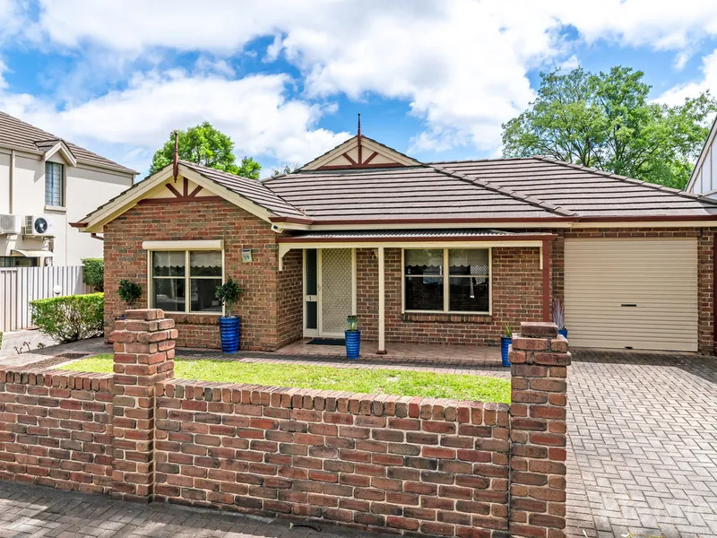 Lovely courtyard home