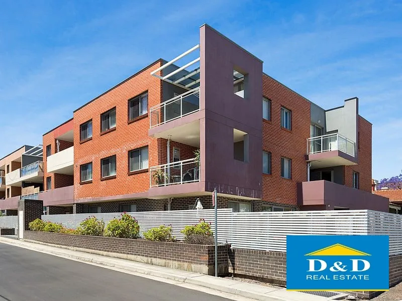 Immaculate 2 Bedroom Unit. Huge Living Area. Excellent investment. Sought After Location. Walk to Parramatta City Centre.