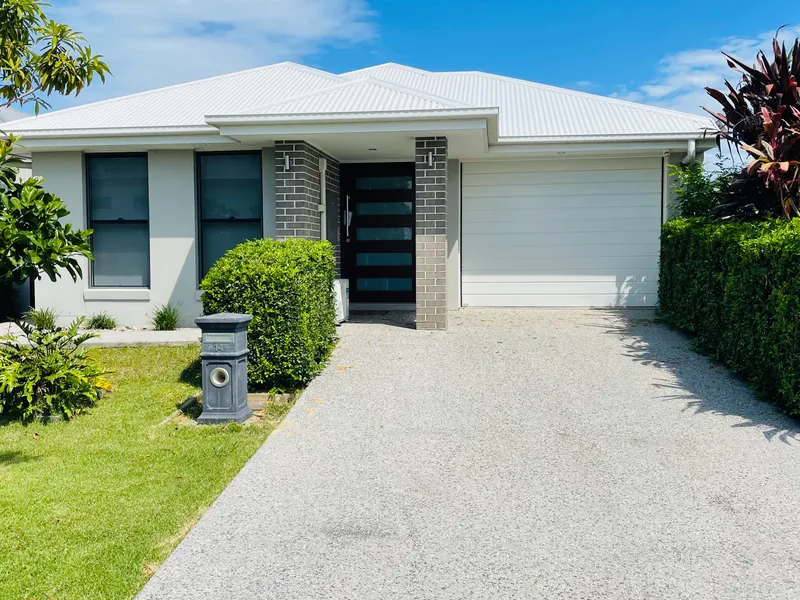 CABOOLTURE SOUTH - SECURE & MODERN