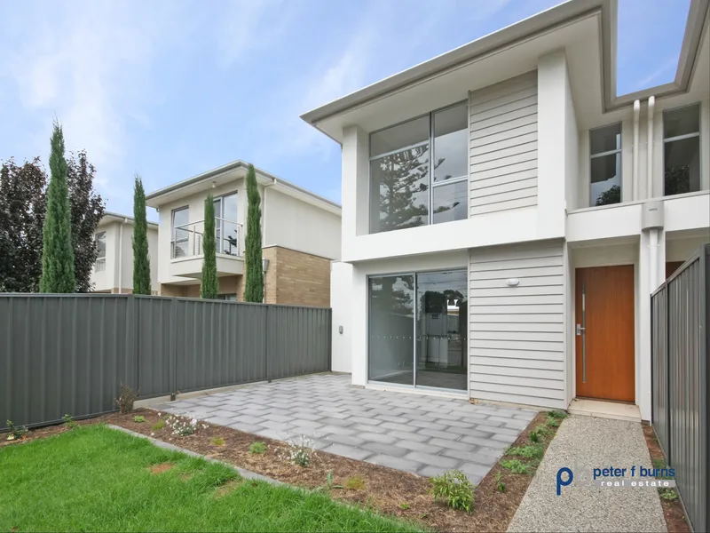 ULTRA MODERN LIVING!!