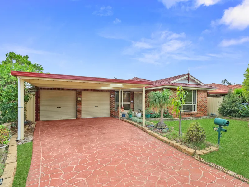 Charming, Comfortable & Convenient!