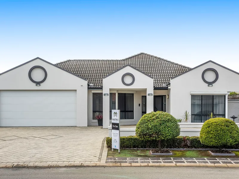 Enormous Family Home!