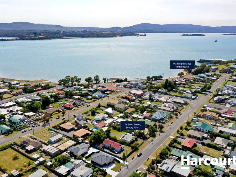 Cute Cottage, Flat Block - Live In, Holiday or Invest !