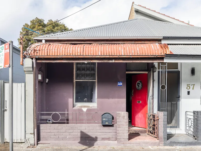 Rare untouched cottage in a prized Peninsula address