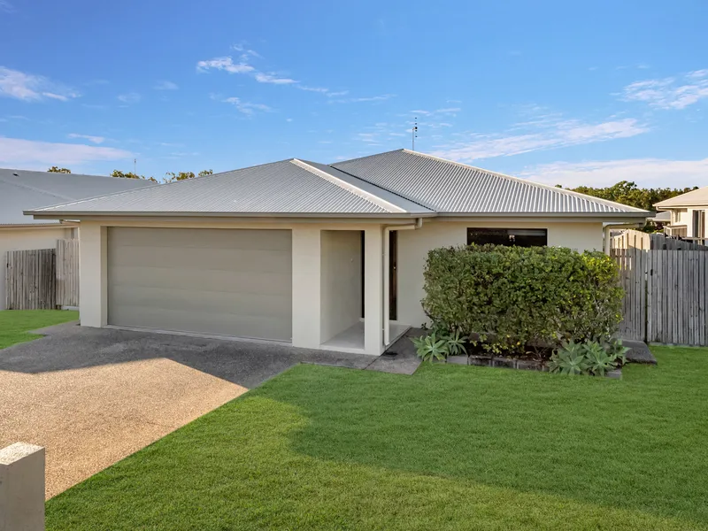 Modern family living combined with a convenient location...