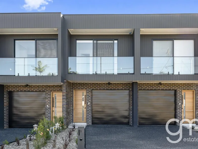 BRAND NEW 2 BEDROOM TOWNHOUSE