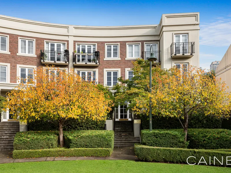 Leafy Living in East Melbourne