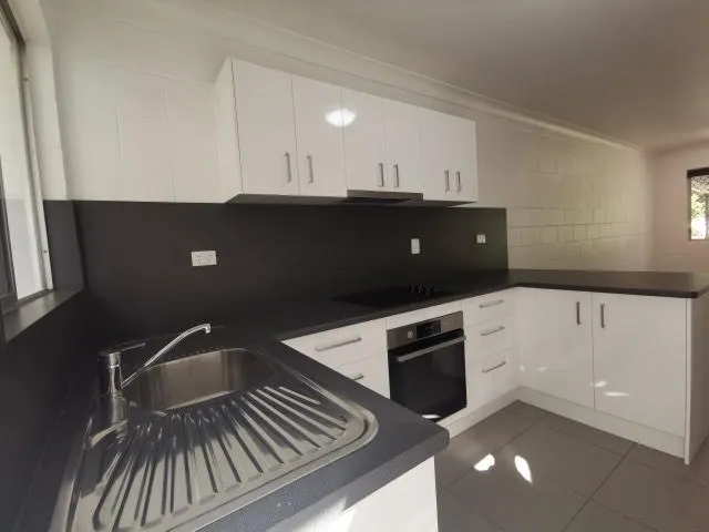 Renovated, quiet duplex!