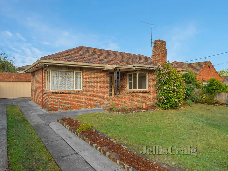 Four Bedroom Home In The Heart Of Mount Waverley