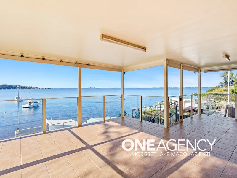 Waterfront living with boathouse, private jetty and slipway