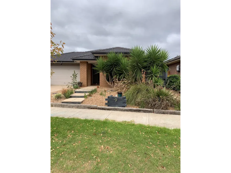 FAMILY HOME WITH PLENTY OF ROOM FOR ALL