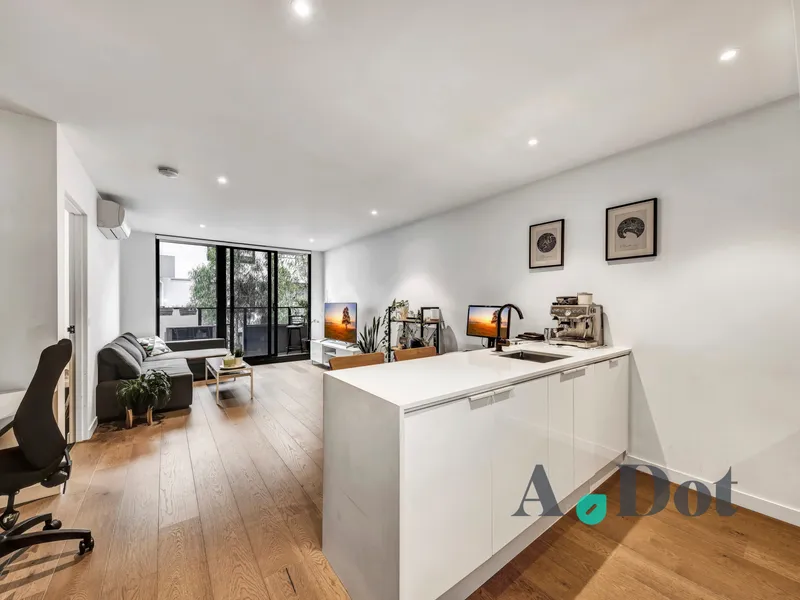 Stylish Apartment A Short Walk From Lygon Street