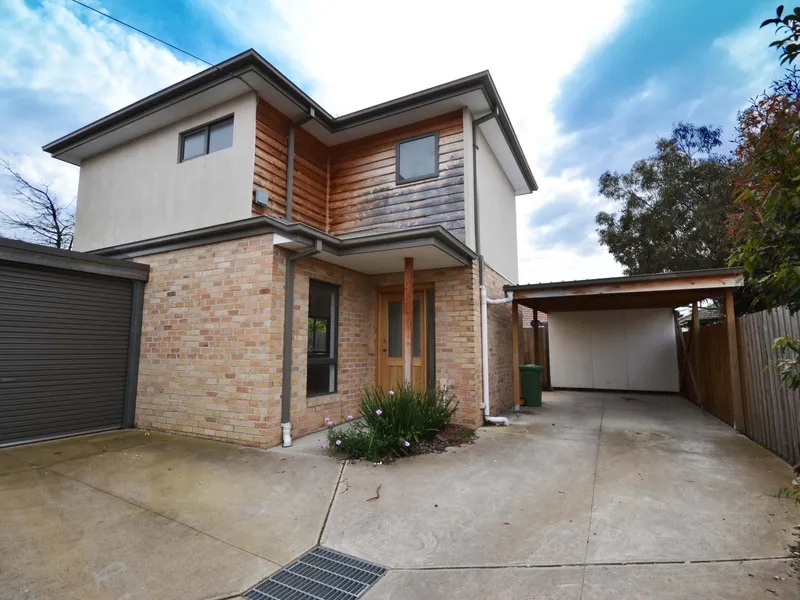 Private & secluded 2br townhome in superb location
