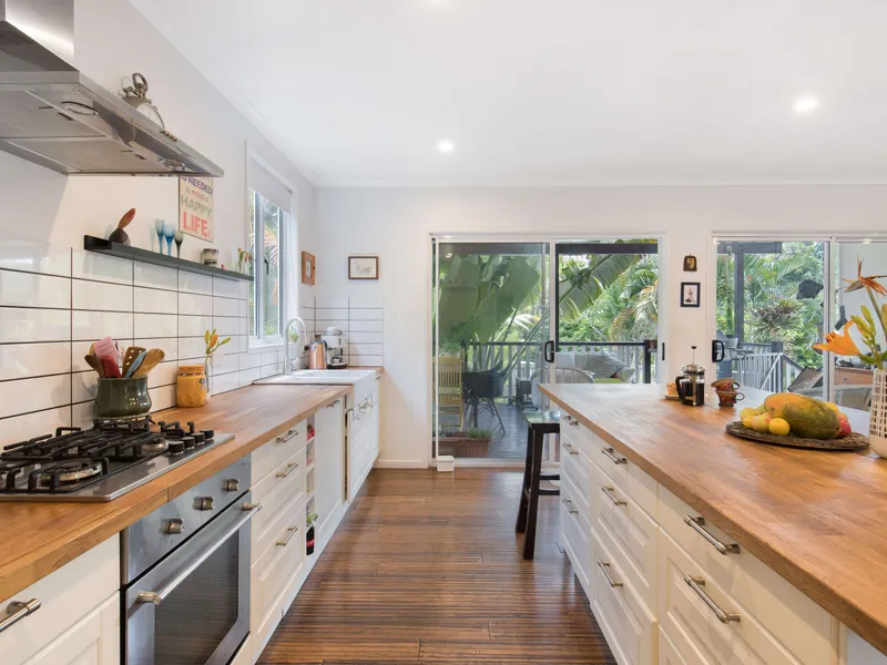 Family Friendly Home with a Kitchen to Match!