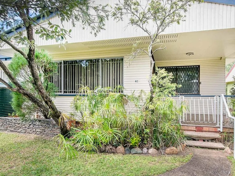 A convenient family home for rent at Sunnybank