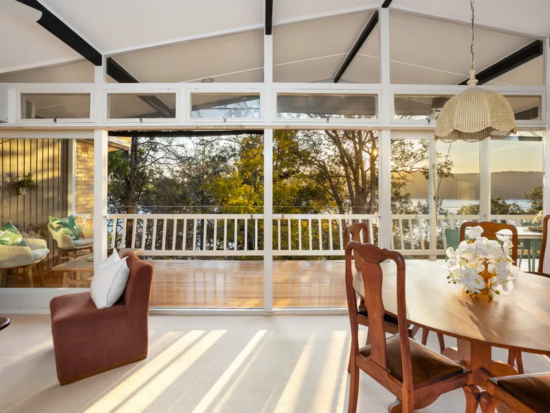 Time-capsule for a dazzling architectural era