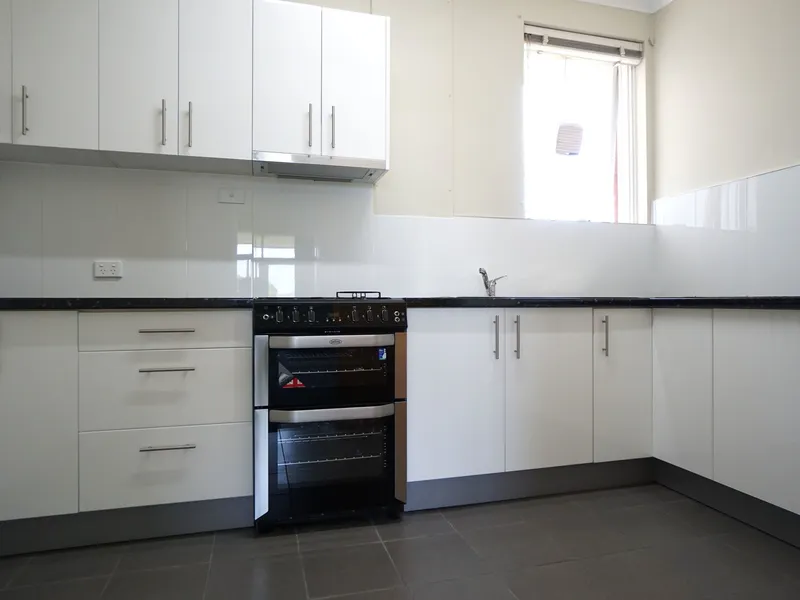 Renovated Two Bedrooms Unit Within Walking Distance to Station!