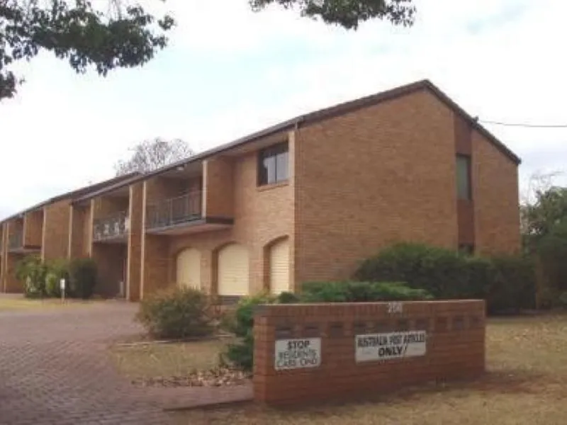 Spacious unit in great location!