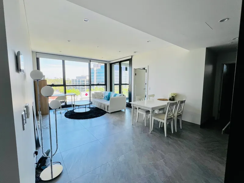 Fully furnished luxury apartment with one bedroom at the centre of St Leonards