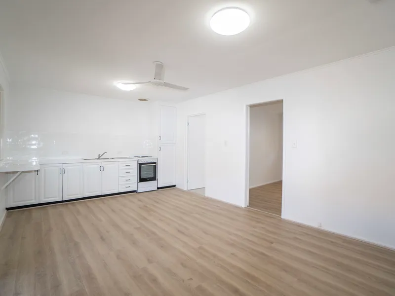 LOW MAINTENANCE EASY LIVING