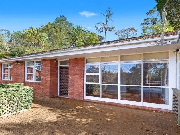 Great family home with large deck 