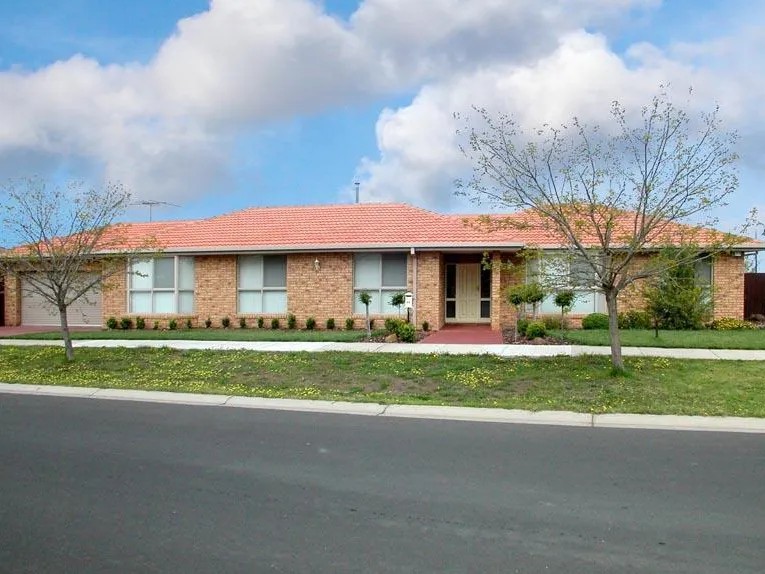 Truly Wonderful 4 Bedrooms Family Home!