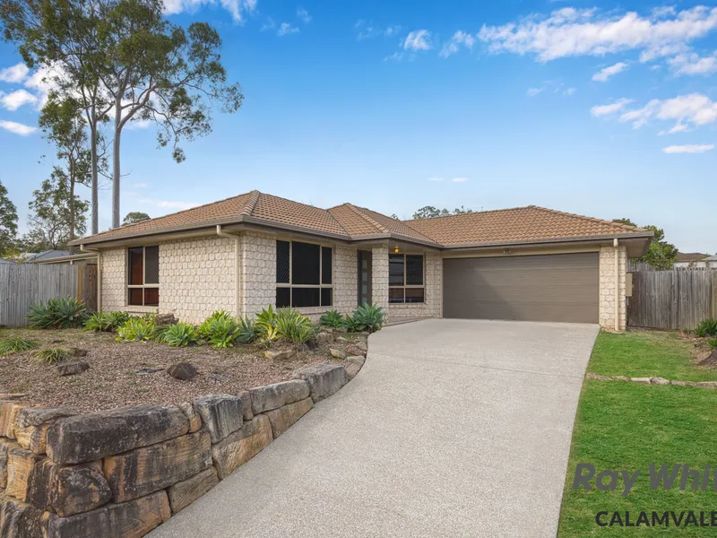 SPACIOUS SIMPLICITY AND SECURE SERENITY IN CUL-DE-SAC