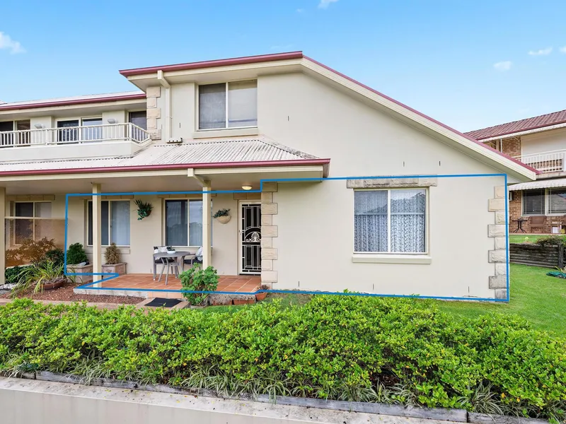 Spacious Ground Floor Unit in Prime Location