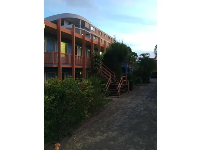 1 bedroom furnished - Ground floor unit