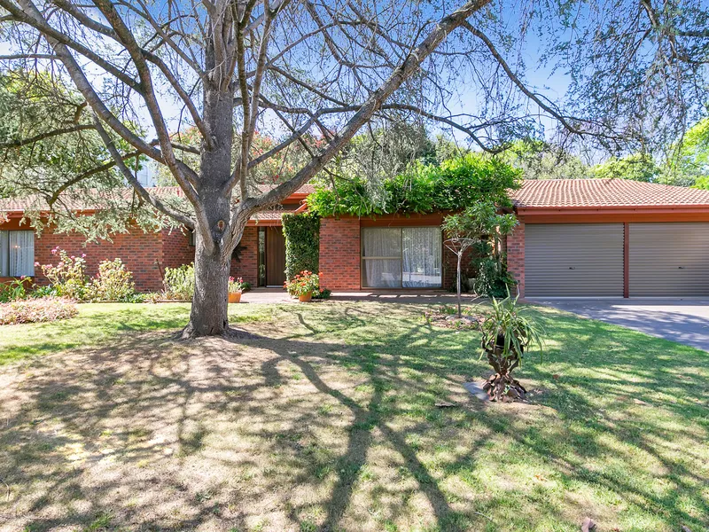 Family Home in Cul De Sac