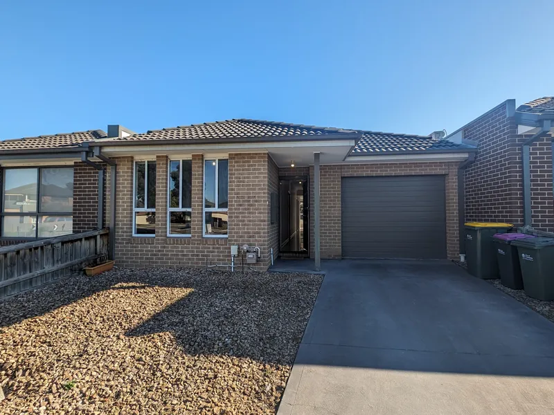 Perfectly Located and Abundant in Space!