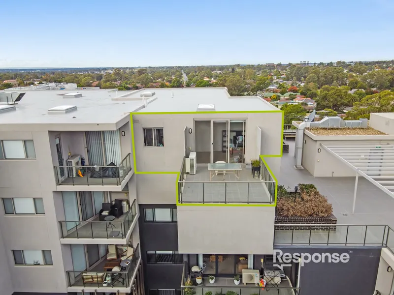 Skyrise Retreat with Breathtaking Views!!