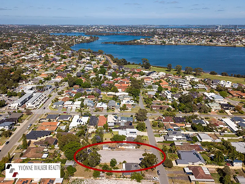PERFECTLY LOCATED LOT