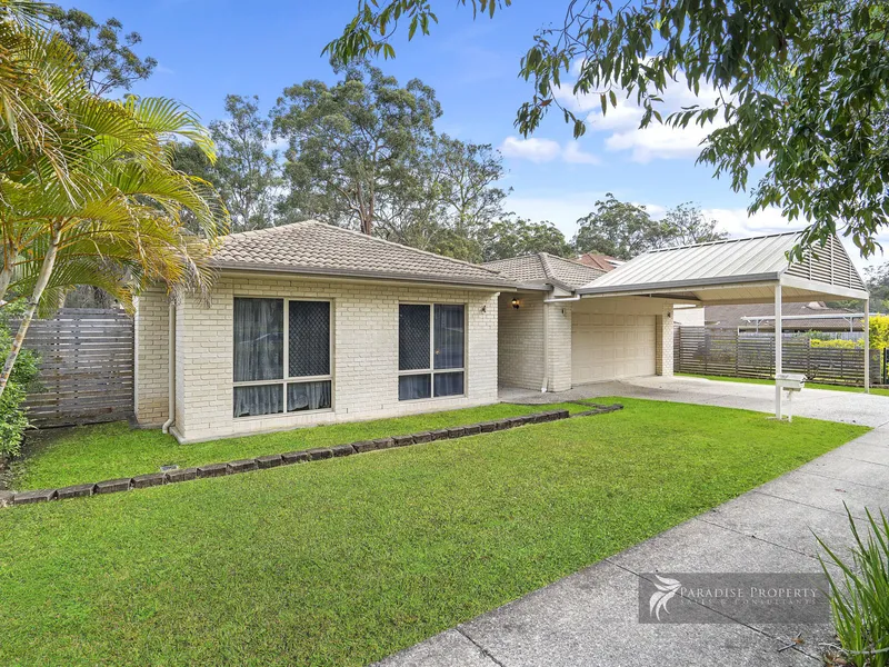 5 BEDROOM HOME IN STRETTON CATCHMENT