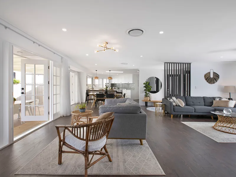 Renovated waterfront family entertainer