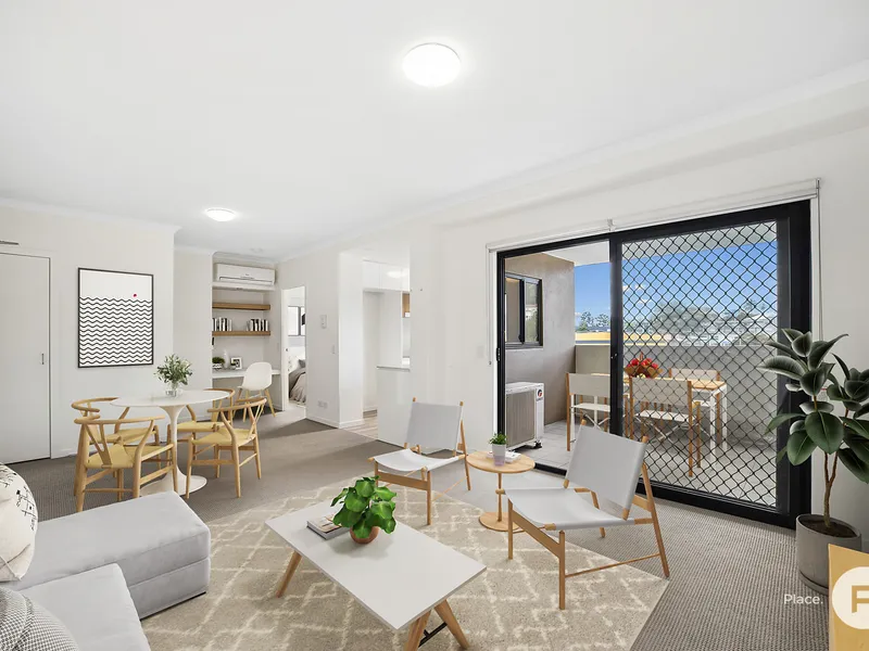 Oversized One Bedroom Apartment in Lifestyle Precinct