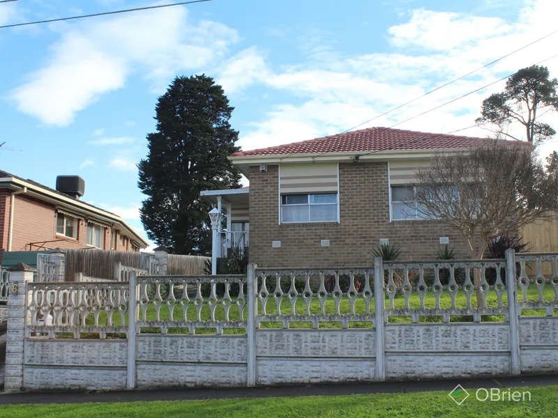 Brick Home - 3 Bedrooms 