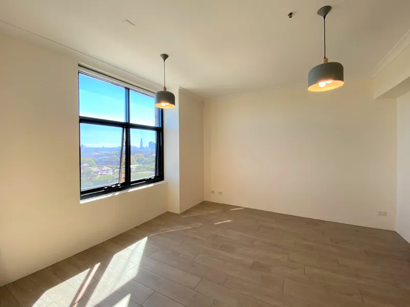 Alpha House - 1 Bedroom Apartment with City Views!