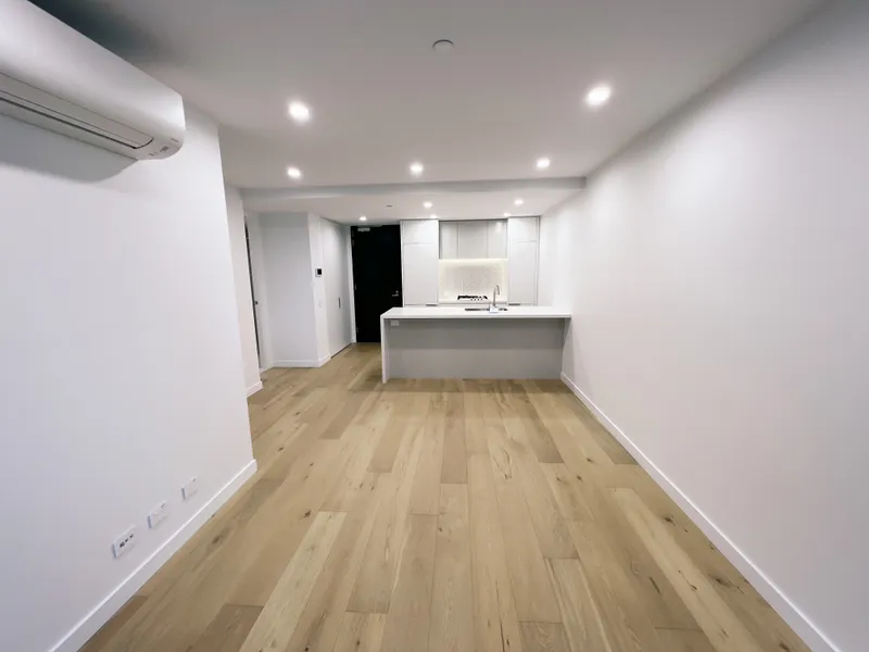 Brand New: Level 16, 2 bed 2 bath with parking