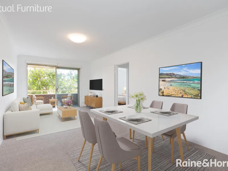RECENTLY UPDATED BRIGHT TWO BEDROOM UNIT