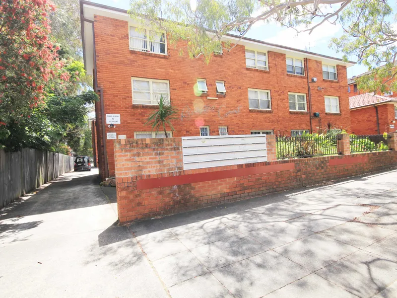 FANTASTIC ONE BEDROOM APARTMENT!