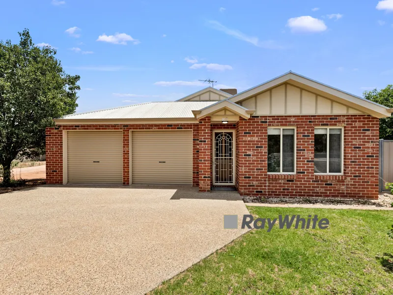 Your Dream Home by the Darling River