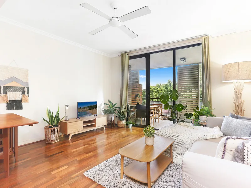 Bright and Inviting One-Bedroom Apartment