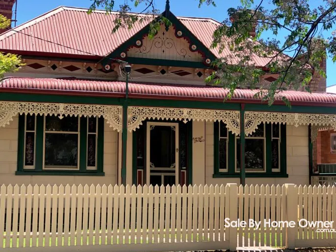 Classic Victorian Home in Central CBD Location