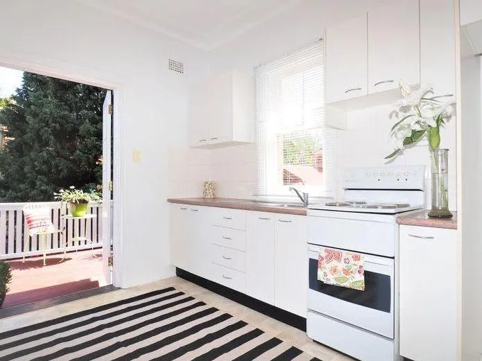 Two Bedroom Apartment In The Heart Of Mosman